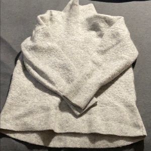 Turtle neck sweater